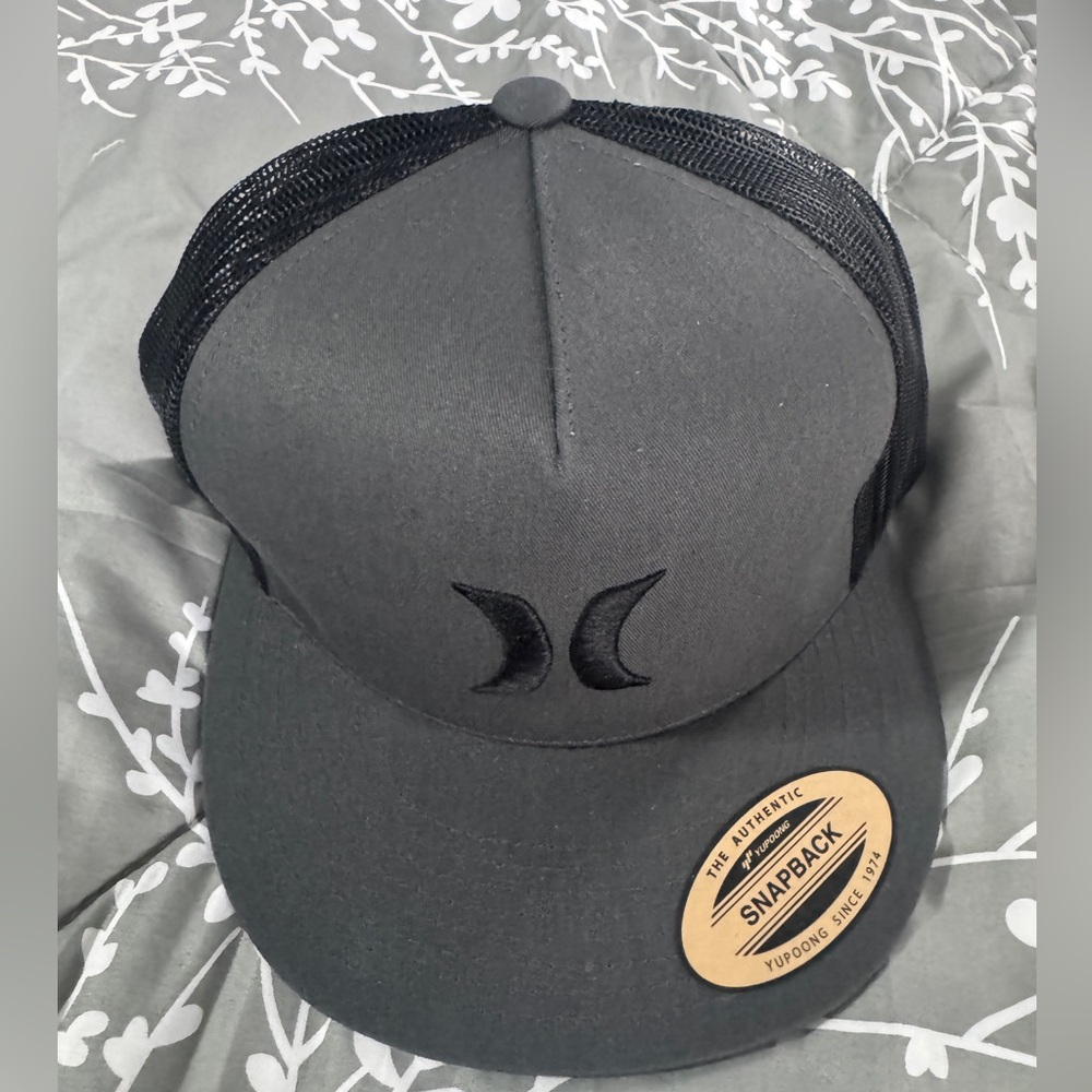 Hurley Trucker Hat